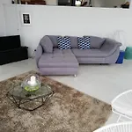 فيلة Casa Tazmin